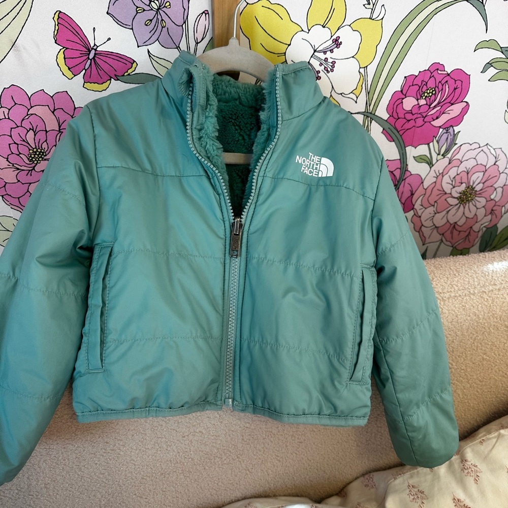 Toddler girl North Face jacket reversible size 3T